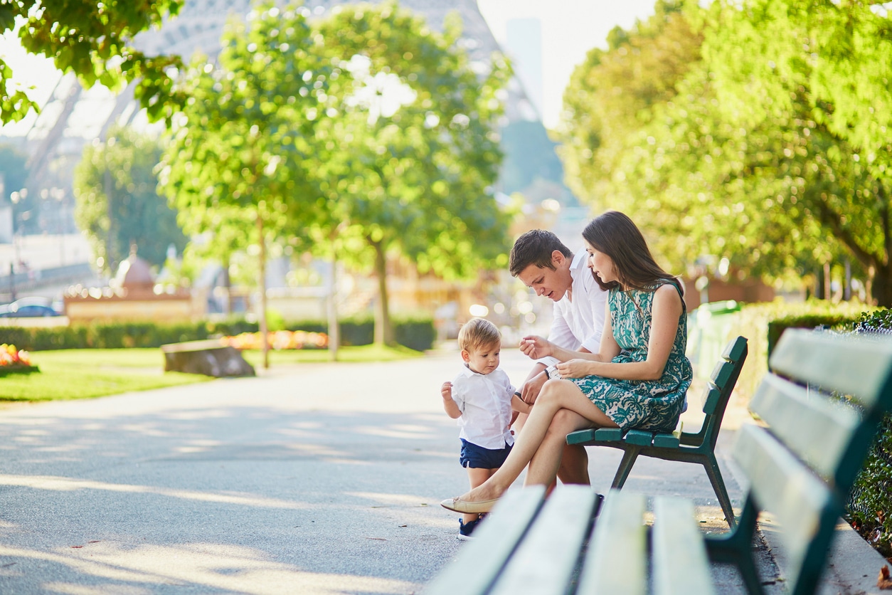Collectivités : aménagez vos espaces publics avec du mobilier urbain sur mesure
