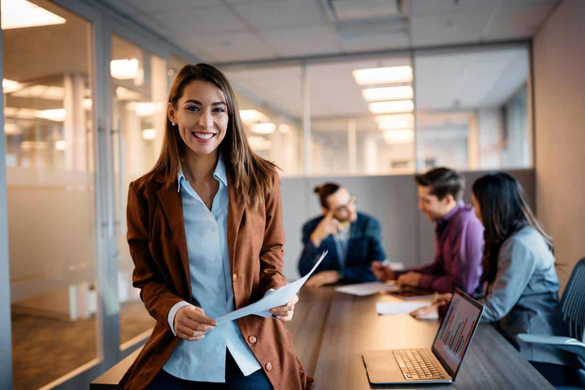 Comment les cabinets de conseil accompagnent les dirigeants dans la prise de décision ?